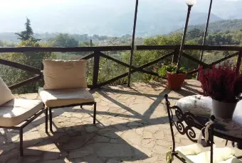 Rexer-Vaiano-Vendesi-Casetta-immersa-nel-verde-a-Vaiano-PO-Altro