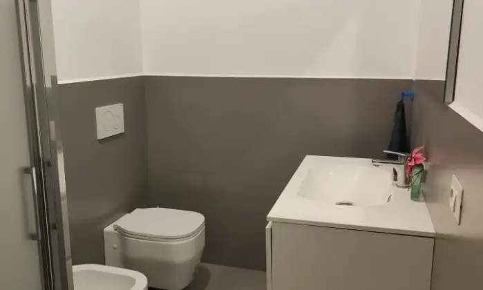 Rexer-Firenze-Eleganza-e-comfort-al-piano-con-garage-Bagno