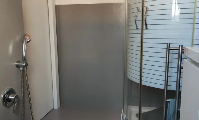 Rexer-Firenze-Eleganza-e-comfort-al-piano-con-garage-Bagno