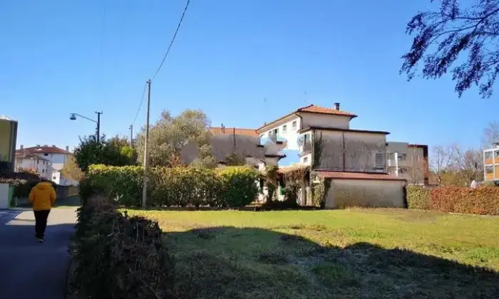 Rexer-Treviso-Vendesi-Villetta-bifamiliare-a-Treviso-Altro