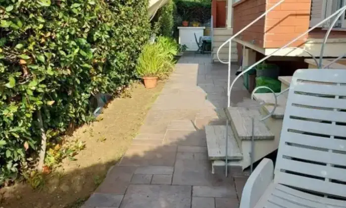 Rexer-Lido-di-Camaiore-Vendesi-quadrilocale-a-Lido-di-Camaiore-Altro