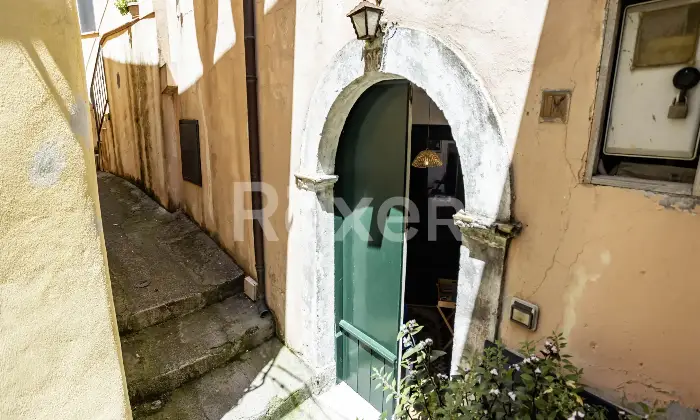 Rexer-Maratea-Cielo-terra-panoramico-con-terrazza-Altro