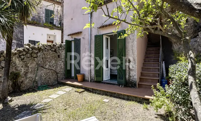 Rexer-Maratea-Cielo-terra-panoramico-con-terrazza-Altro
