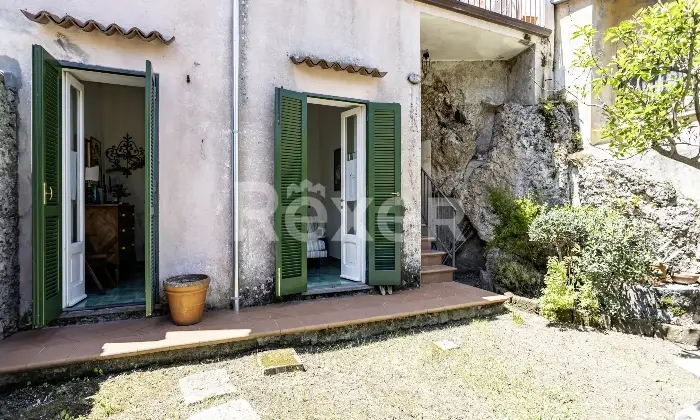 Rexer-Maratea-Cielo-terra-panoramico-con-terrazza-Altro