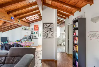 Rexer-Valsolda-Mansarda-con-Vista-Lago-Eleganza-e-Tranquillit-sul-Lago-di-Lugano-Altro