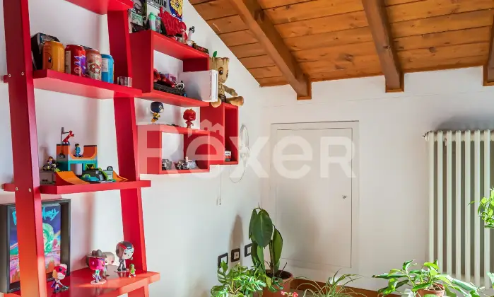Rexer-Valsolda-Mansarda-con-Vista-Lago-Eleganza-e-Tranquillit-sul-Lago-di-Lugano-Altro