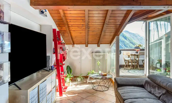 Rexer-Valsolda-Mansarda-con-Vista-Lago-Eleganza-e-Tranquillit-sul-Lago-di-Lugano-Altro