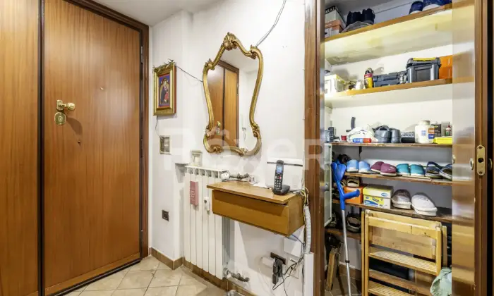 Rexer-Roma-Trilocale-con-terrazzi-a-livello-Altro
