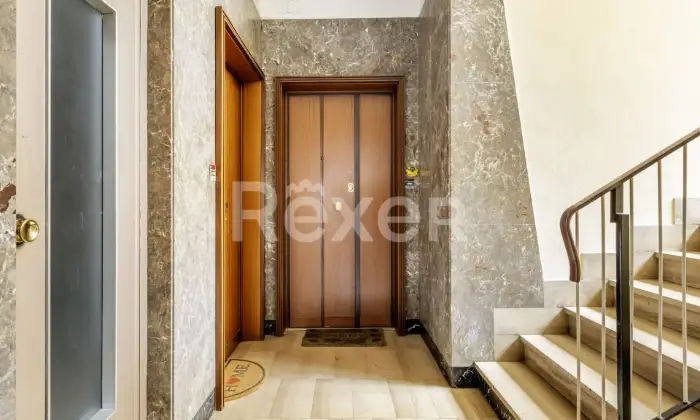 Rexer-Roma-Trilocale-con-terrazzi-a-livello-Altro