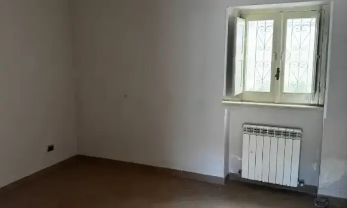 Rexer-Rogliano-Vendesi-Villa-indipendente-con-terreno-e-uliveti-a-Rogliano-CS-Discesa-Clausi-Altro
