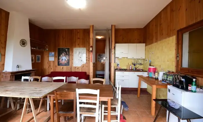 Rexer-Frascineto-Vendesi-casa-indipendente-a-Frascineto-Altro
