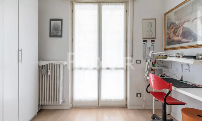 Rexer-Abbiategrasso-Tre-locali-con-terrazzo-al-piano-primo-e-box-zona-GalileiCirconvallazione-Altro