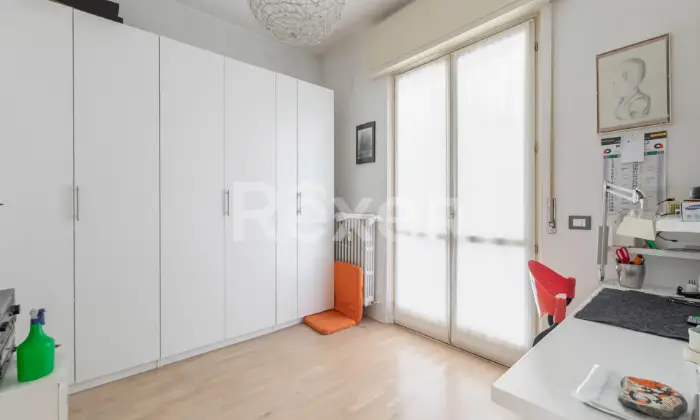Rexer-Abbiategrasso-Tre-locali-con-terrazzo-al-piano-primo-e-box-zona-GalileiCirconvallazione-Altro