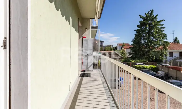 Rexer-Abbiategrasso-Tre-locali-con-terrazzo-al-piano-primo-e-box-zona-GalileiCirconvallazione-Altro