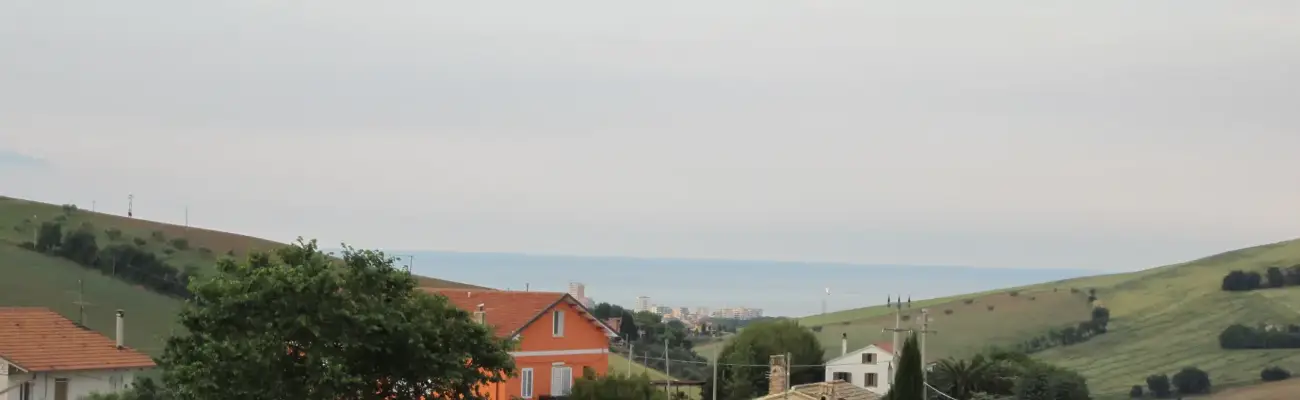 Rexer-Fermo-TERRENO-CON-PIANO-CASA-A-FERMO-Terrazzo