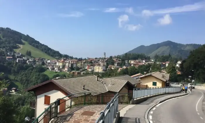 Rexer-Selvino-Vendesi-Prestigiosa-villa-con-ampio-giardino-a-Selvino-BG-Altro