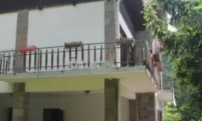 Rexer-Selvino-Vendesi-Prestigiosa-villa-con-ampio-giardino-a-Selvino-BG-Altro
