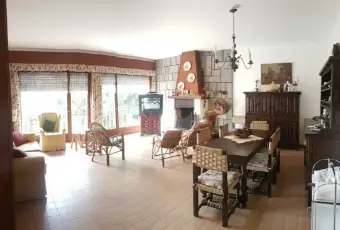 Rexer-Selvino-Vendesi-Prestigiosa-villa-con-ampio-giardino-a-Selvino-BG-Altro