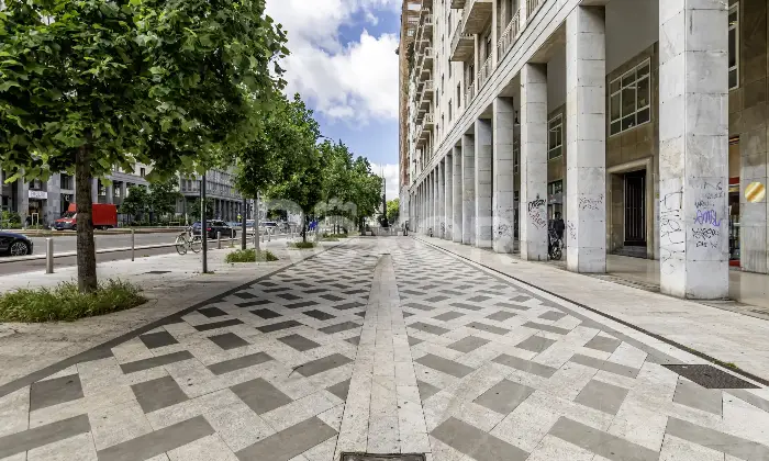 Rexer-Milano-Appartamento-con-tre-ingressi-di-mq-Repubblica-Altro