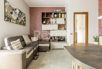 Rexer-Rozzano-Luminoso-trilocale-a-Quinto-De-Stampi-Altro
