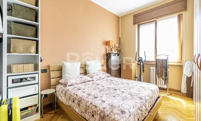 Rexer-Rozzano-Luminoso-trilocale-a-Quinto-De-Stampi-Altro