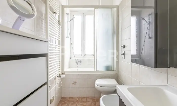 Rexer-Rozzano-Luminoso-trilocale-a-Quinto-De-Stampi-Altro