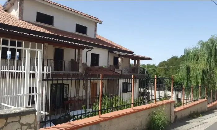 Rexer-Padula-Vendesi-Villa-a-San-Pietro-in-Guarano-Altro