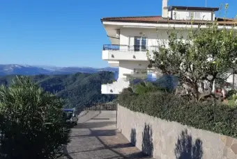 Rexer-Terravecchia-Vendesi-una-splendida-villetta-bifamiliare-a-Terravecchia-Altro