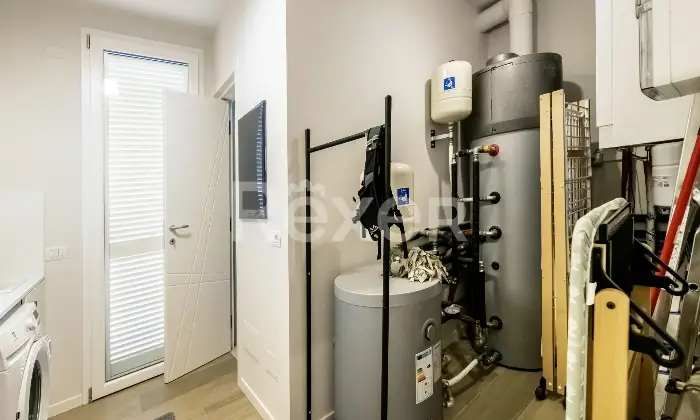 Rexer-Terni-Villa-Unifamiliare-di-Nuovissima-Costruzione-con-Piscina-e-Ampio-Giardino-Classe-Energetica-A-Altro