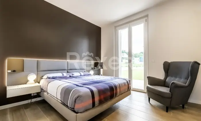 Rexer-Terni-Villa-Unifamiliare-di-Nuovissima-Costruzione-con-Piscina-e-Ampio-Giardino-Classe-Energetica-A-Altro