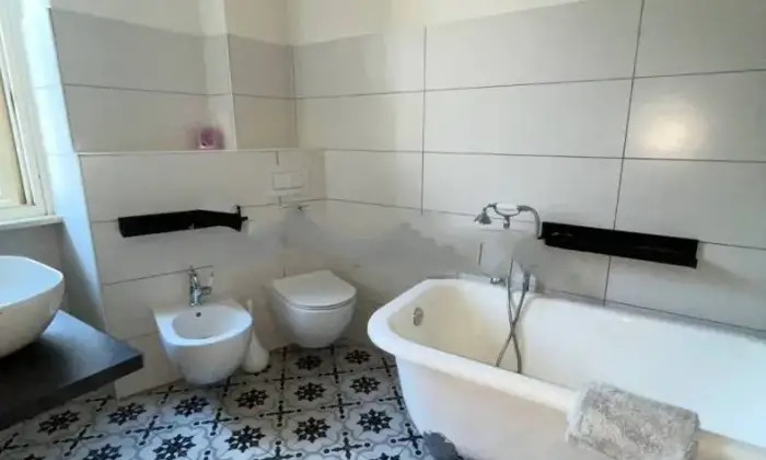 Rexer-Centenaro-Vendesi-Villa-bifamiliare-a-Desenzano-del-Garda-Altro