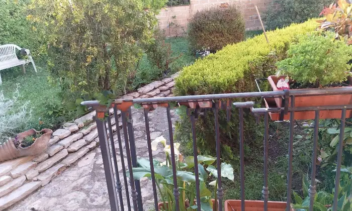 Rexer-Roma-Vendesi-Villa-plurifamiliare-a-Borghesiana-Roma-Altro
