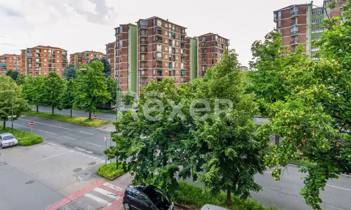 Rexer-Torino-Ampio-Trilocale-in-Vendita-a-Torino-Corso-Eusebio-Giambone-Balcone