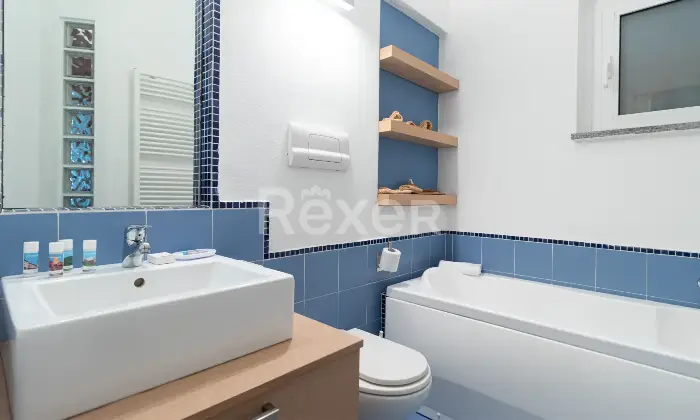 Rexer-Milano-Trilocale-con-Terrazzo-Via-Savona-Altro
