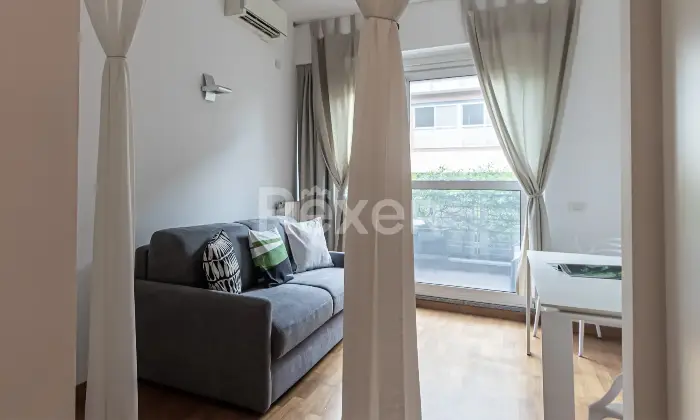 Rexer-Milano-Trilocale-con-Terrazzo-Via-Savona-Altro
