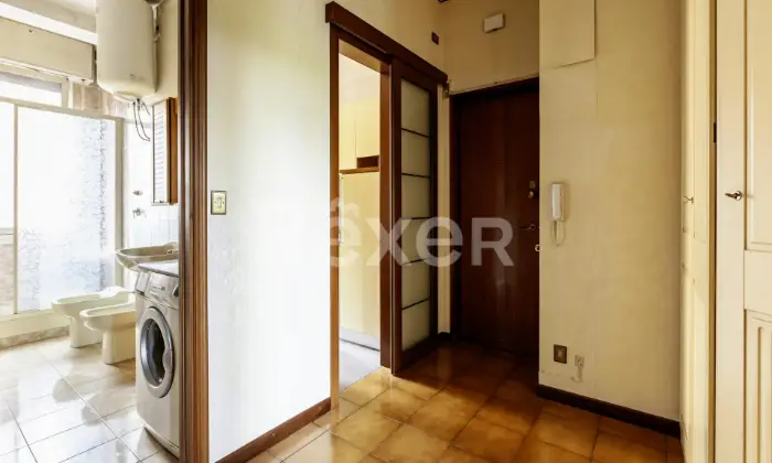 Rexer-Milano-Piazzale-Tripoli-Adze-Appartamento-di-locali-doppia-esposizione-balconi-e-ampio-solaio-Altro