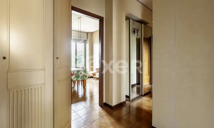 Rexer-Milano-Piazzale-Tripoli-Adze-Appartamento-di-locali-doppia-esposizione-balconi-e-ampio-solaio-Altro