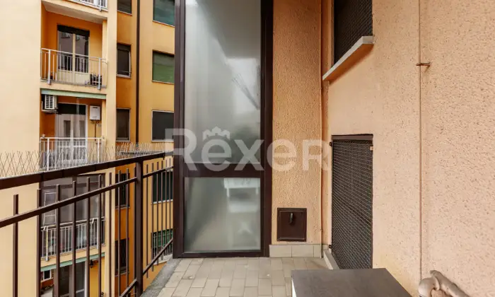 Rexer-Milano-Piazzale-Tripoli-Adze-Appartamento-di-locali-doppia-esposizione-balconi-e-ampio-solaio-Altro