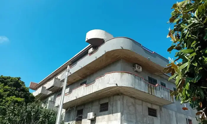 Rexer-Gioia-Tauro-Vendesi-Trilocale-allo-Stato-Rustico-in-Via-Corrado-Alvaro-Gioia-Tauro-Altro