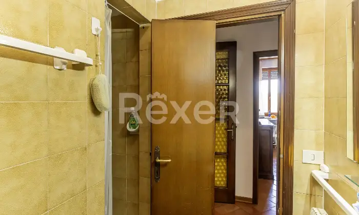 Rexer-Sinalunga-Ampio-quadrilocale-con-box-auto-Altro