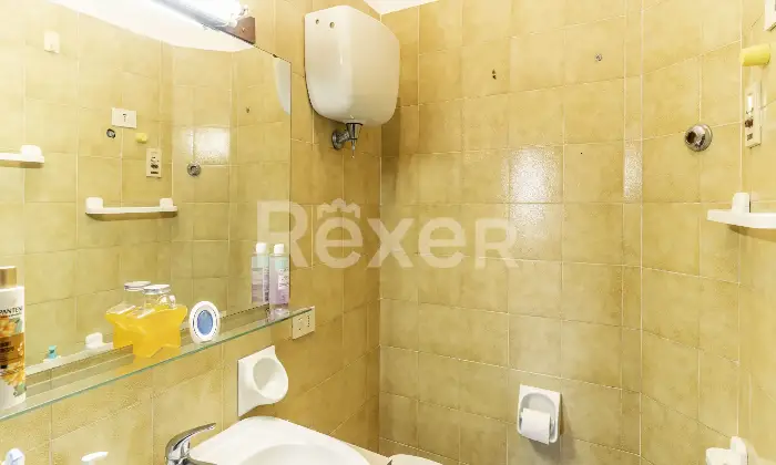 Rexer-Sinalunga-Ampio-quadrilocale-con-box-auto-Altro