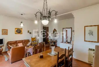 Rexer-Sinalunga-Ampio-quadrilocale-con-box-auto-Altro