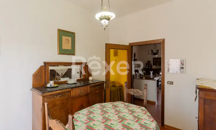 Rexer-Sinalunga-Ampio-quadrilocale-con-box-auto-Altro