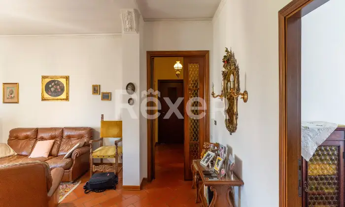 Rexer-Sinalunga-Ampio-quadrilocale-con-box-auto-Altro