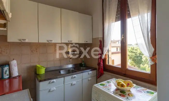Rexer-Sinalunga-Ampio-quadrilocale-con-box-auto-Altro