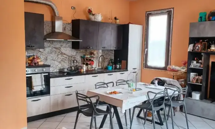Rexer-Casaloldo-Vendesi-Casa-indipendente-e-capannone-a-Casaloldo-MN-Altro