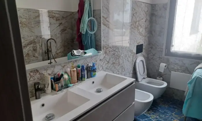 Rexer-Casaloldo-Vendesi-Casa-indipendente-e-capannone-a-Casaloldo-MN-Altro