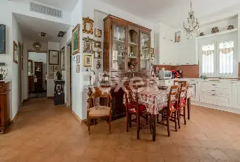 Rexer-Bologna-Saragozza-Via-del-Meloncello-Appartamento-esclusivo-piano-terra-con-giardino-Altro