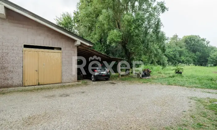 Rexer-Santa-Maria-di-Sala-Ampio-appartamento-con-scoperto-esclusivo-Altro