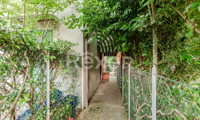 Rexer-Santa-Maria-di-Sala-Ampio-appartamento-con-scoperto-esclusivo-Altro